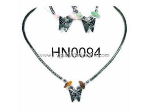 Assorted Colored Semi precious Chip Stone Beads Hematite Butterfly Beads Stone Chain Choker Fashion Women Necklace